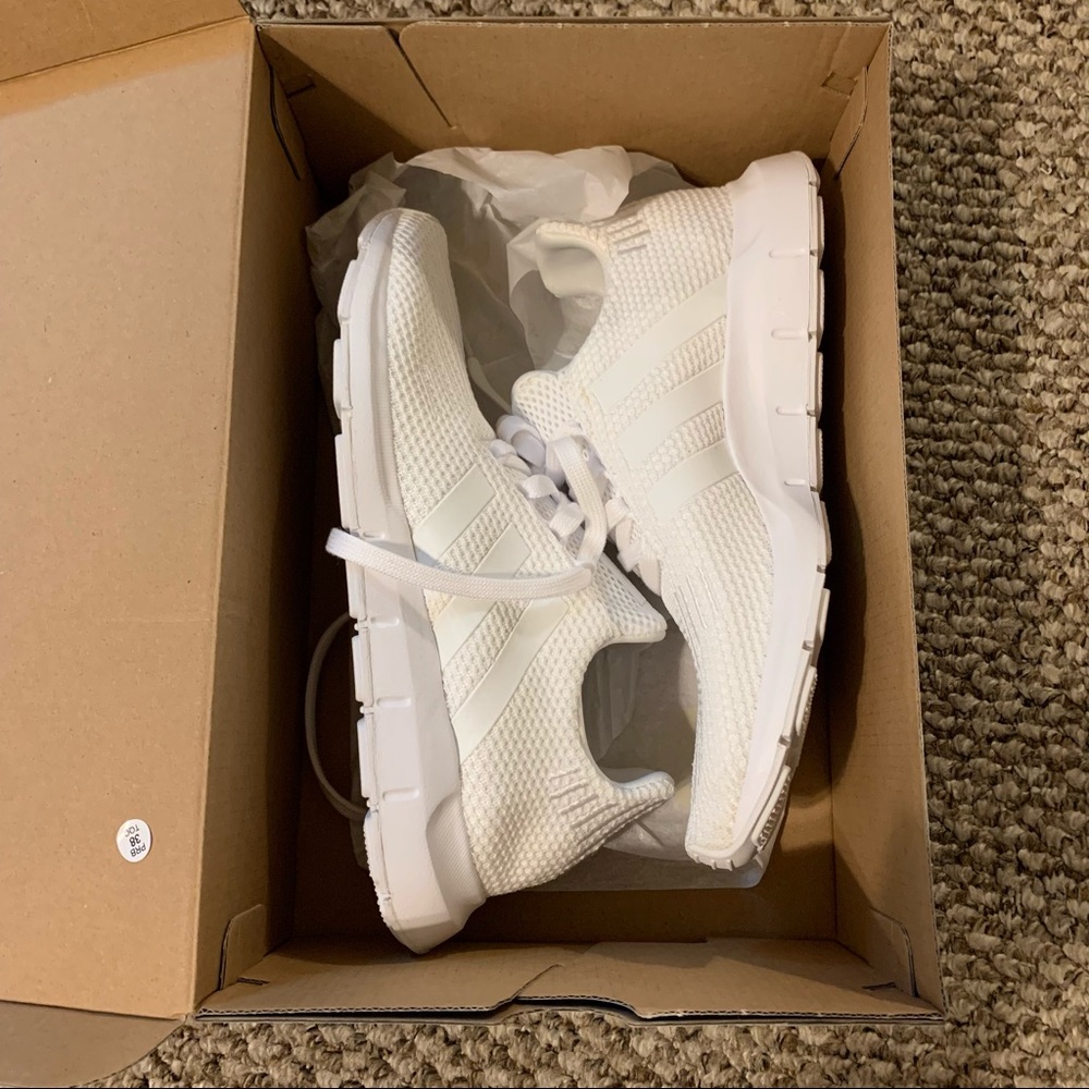 Adidas Swift Run Running Sneakers